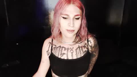 Snapshot of cybertrouble_ chatting on 3, 10, 2025 Nikki online show from 3, 10, 2025