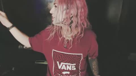 Snapshot of cybertrouble_ chatting on 12, 10, 2025 Nikki online show from 12, 10, 2025