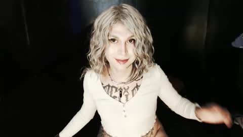 Snapshot of cybertrouble_ chatting on 18, 3, 2026 Nikki online show from 18, 3, 2026