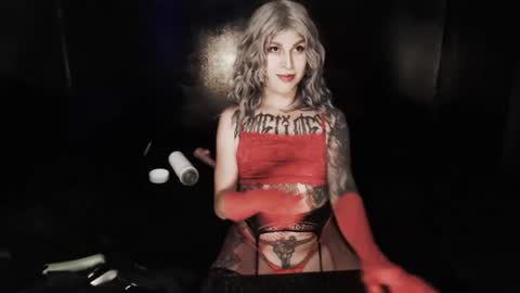 Snapshot of cybertrouble_ chatting on 5, 4, 2026 Nikki online show from 5, 4, 2026