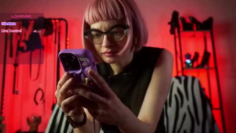 Lily Goddess online show from 3, 2, 2026