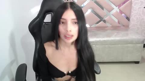 CINTIA ARAUJO online show from 30, 10, 2025