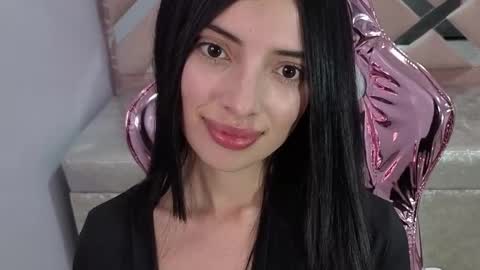 CINTIA ARAUJO online show from 6, 2, 2026