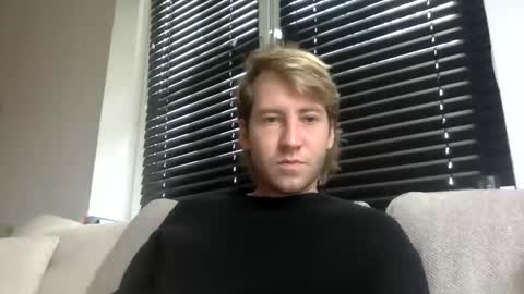 Snapshot of d3nnis_123 chatting on 20, 10, 2025 d3nnis_123 online show from 20, 10, 2025