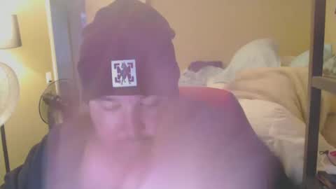 Snapshot of d____w chatting on 5, 1, 2025 d____w online show from 5, 1, 2025