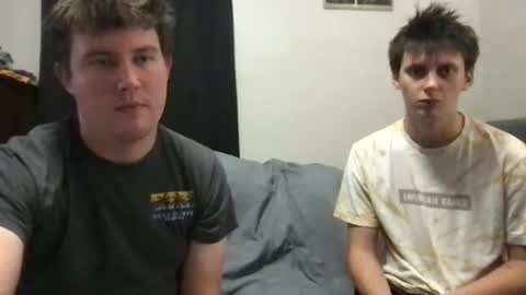 Snapshot of d_dart chatting on 25, 10, 2025 Aeboy12 online show from 25, 10, 2025