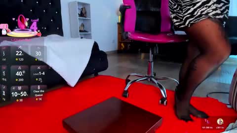 Mia  online show from 7, 11, 2025