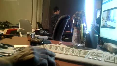 Da C E A C K S online show from 24, 11, 2025