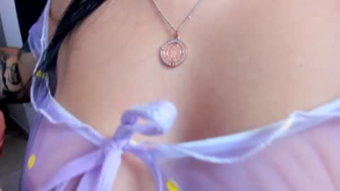 Ailyn  online show from 9, 2, 2025