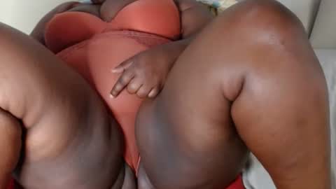 dackchoc21 online show from 12, 11, 2025