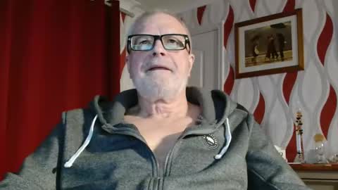 Snapshot of daddiescockforyou chatting on 9, 2, 2026 Brian ... online show from 9, 2, 2026