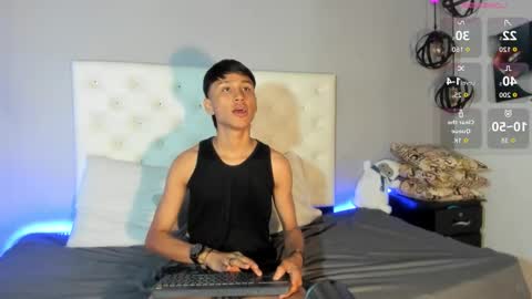 Snapshot of daddy_darcks chatting on 15, 11, 2025 daddy_darcks online show from 15, 11, 2025