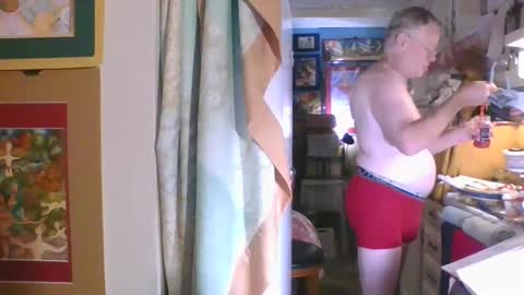 Daddy online show from 5, 10, 2025