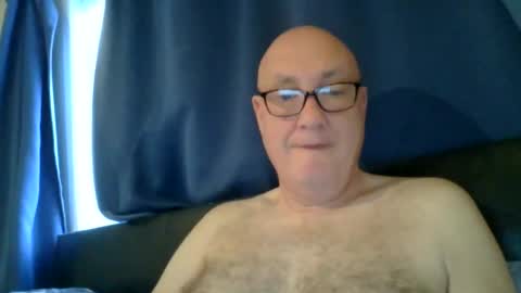 daddyhere4uall6 online show from 28, 11, 2025