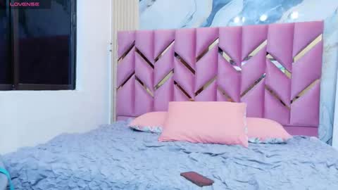 Snapshot of daddyissuesss_ chatting on 6, 11, 2025 JAZMIN online show from 6, 11, 2025