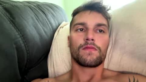 Snapshot of daddyjusti15 chatting on 21, 10, 2025 daddyjusti15 online show from 21, 10, 2025