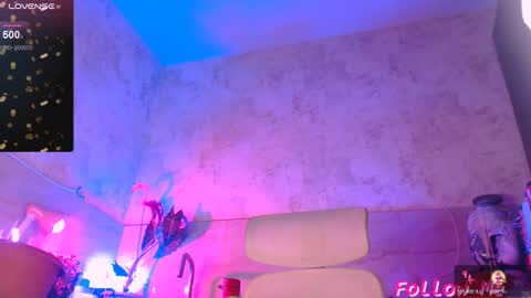 Tracey and Eve purple online show from 11, 12, 2024