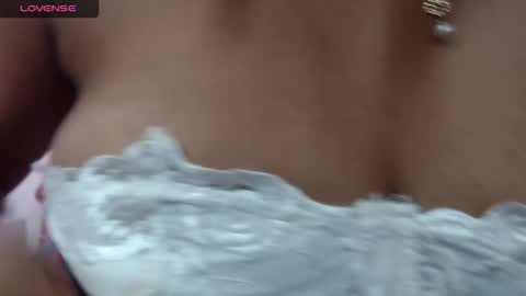 dafne online show from 9, 10, 2025