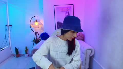 dafne huges online show from 19, 1, 2025