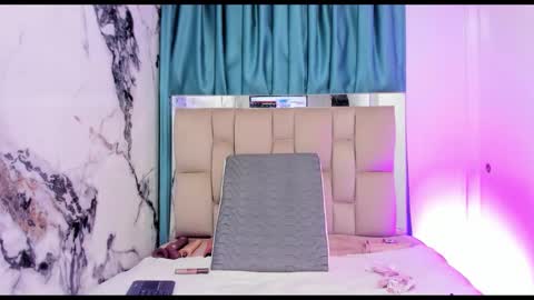 dafne_quenn online show from 3, 10, 2025