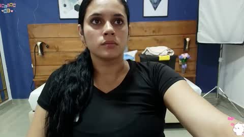  Dahiana  online show from 11, 9, 2025