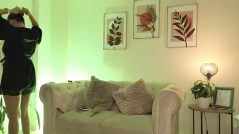 Dahiann Walcott online show from 17, 2, 2026