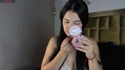 Dahiana online show from 13, 11, 2025