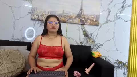 dahlia_vera11_aws online show from 4, 10, 2025