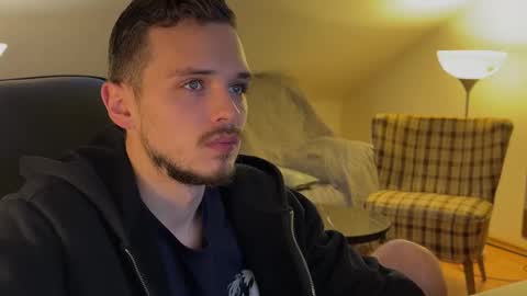 Snapshot of daimon_hall chatting on 1, 12, 2025 Daimon online show from 1, 12, 2025