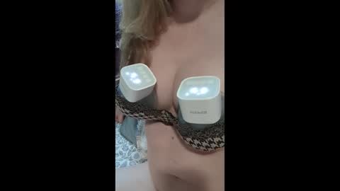 Snapshot of dairystation chatting on 3, 12, 2025 Mx Mommy Moo online show from 3, 12, 2025