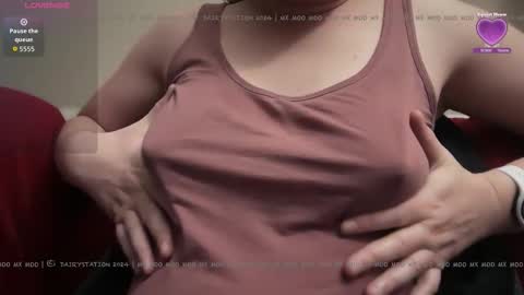 Snapshot of dairystation chatting on 4, 12, 2025 Mx Mommy Moo online show from 4, 12, 2025