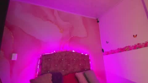 Snapshot of daisy__rose chatting on 27, 12, 2024 Dai online show from 27, 12, 2024