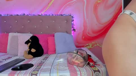 Snapshot of daisy__rose chatting on 28, 1, 2025 Dai online show from 28, 1, 2025