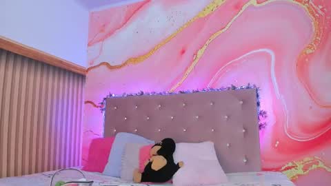 Snapshot of daisy__rose chatting on 18, 2, 2025 Dai online show from 18, 2, 2025