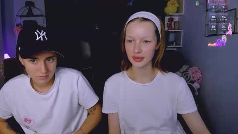 Snapshot of daisy_baby_ chatting on 12, 9, 2025 daisy online show from 12, 9, 2025