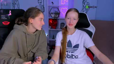 Snapshot of daisy_baby_ chatting on 15, 10, 2025 daisy online show from 15, 10, 2025