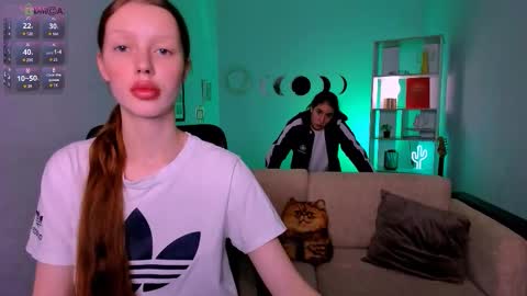 Snapshot of daisy_baby_ chatting on 18, 11, 2025 daisy online show from 18, 11, 2025