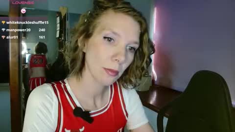 daisy_lovely online show from 17, 11, 2025