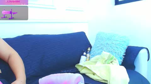 Snapshot of daisy_price chatting on 5, 11, 2025 Daisy Price online show from 5, 11, 2025