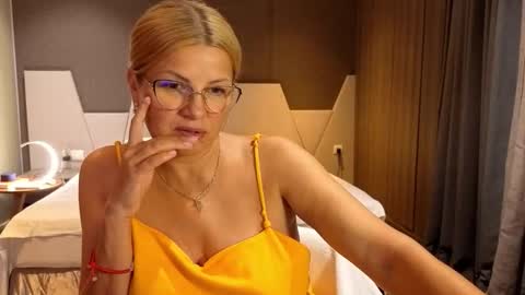 Snapshot of daisydavis_ chatting on 21, 11, 2025 Daisy online show from 21, 11, 2025