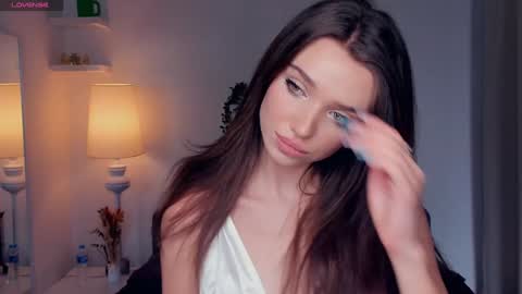 Naomi online show from 7, 2, 2025