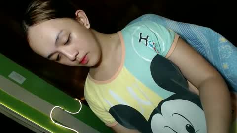 Snapshot of daisylira chatting on 20, 12, 2025 LILY christmas wish breast implant online show from 20, 12, 2025