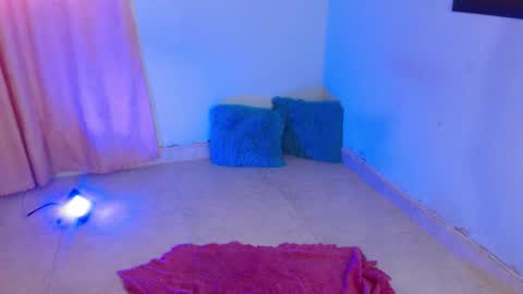 VALENTINA  online show from 3, 11, 2025