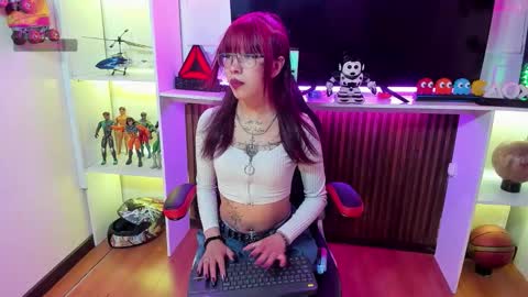 dakota_addams online show from 17, 3, 2026