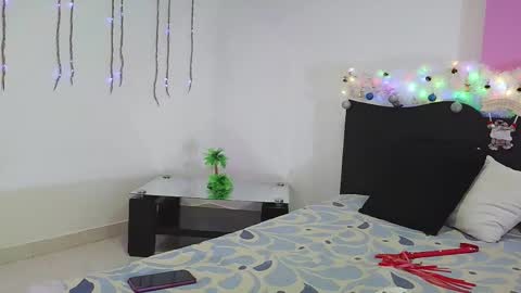 Dakota-Dolls online show from 19, 11, 2025