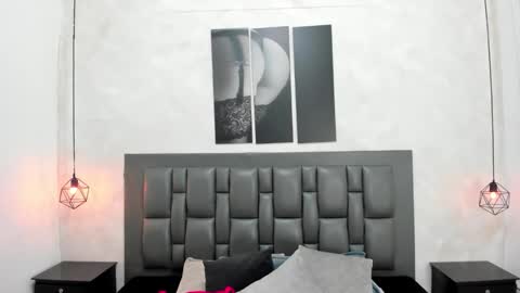 Dakota  online show from 12, 3, 2026