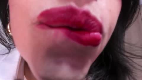 Dakotaagray online show from 20, 10, 2025