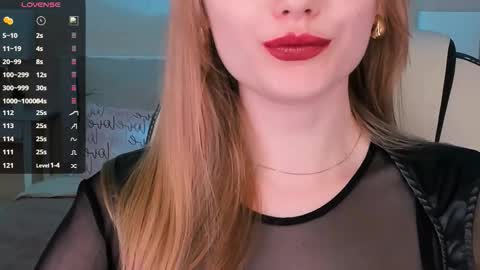 Snapshot of dakotamabs chatting on 17, 9, 2025 Dakota online show from 17, 9, 2025