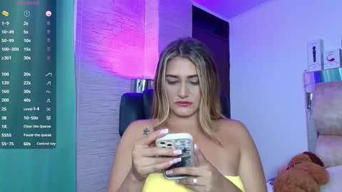 dakotarobbins_ online show from 13, 12, 2025