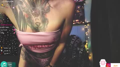 dalia_vorhees online show from 28, 12, 2024